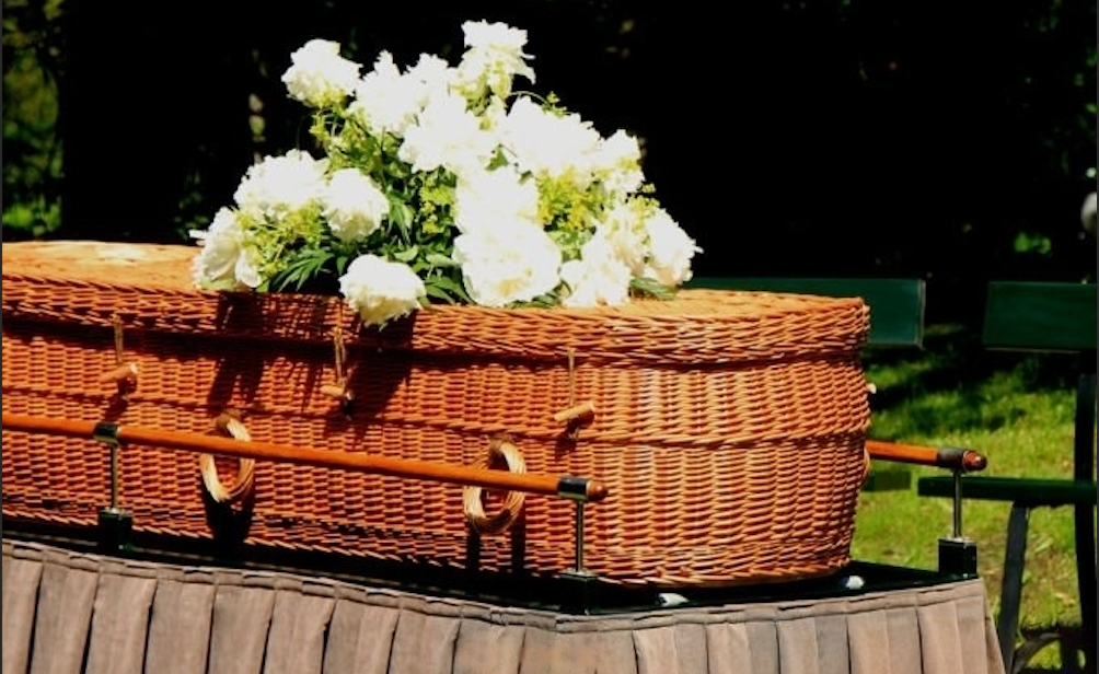 Sustainable Farewells: The Advantages Of Eco-Friendly Caskets – Regal ...